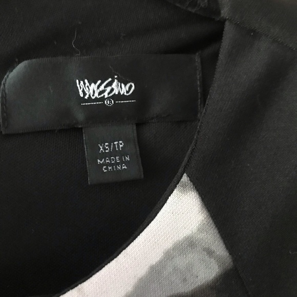 High Necked Dress - Picture 5 of 5